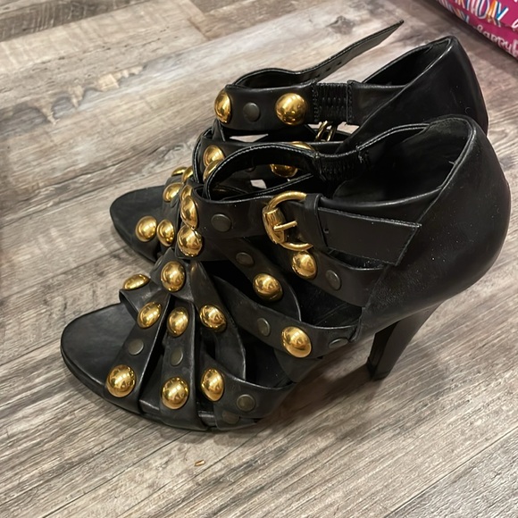 Gucci studded heels - Picture 3 of 4